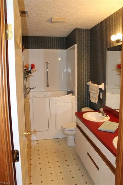 2047 Eagle Pass, Wooster, OH 44691 photo 15