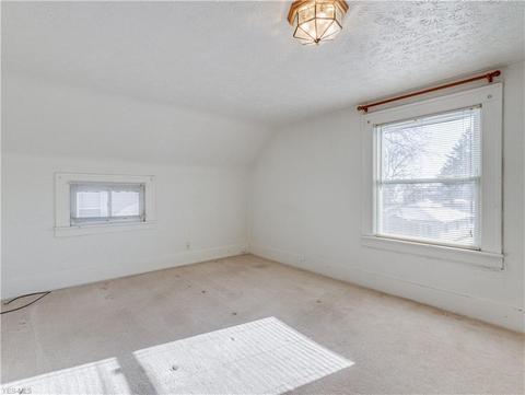 77 E Catawba Ave, Akron, OH 44301 photo 18