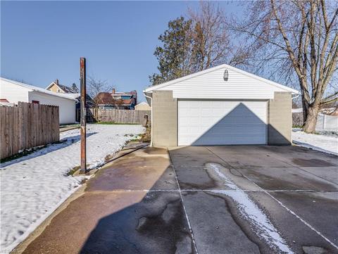 77 E Catawba Ave, Akron, OH 44301 photo 4
