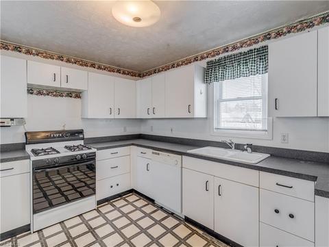 77 E Catawba Ave, Akron, OH 44301 photo 14