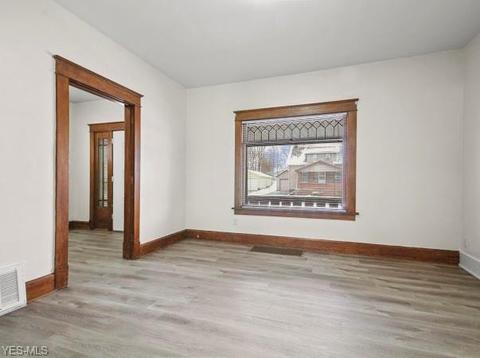 480 Devitt Ave, Campbell, OH 44405 photo 6