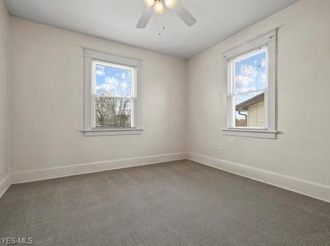 480 Devitt Ave, Campbell, OH 44405 photo 8