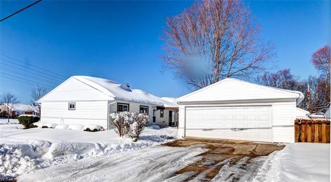 404 Chestnut Dr, Berea, OH 44017 photo 24