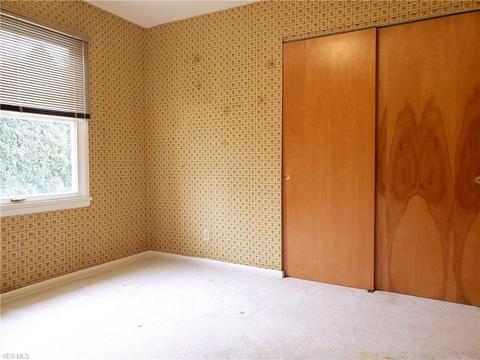 799 Mark Dr, Akron, OH 44313 photo 14