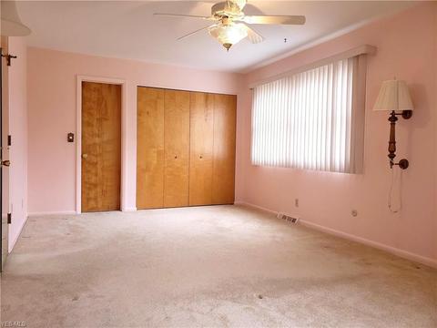 799 Mark Dr, Akron, OH 44313 photo 10
