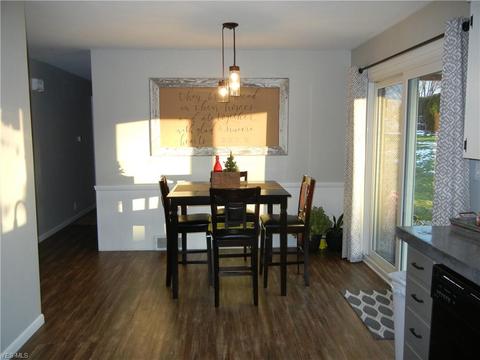 109 Sunset Dr, Baltic, OH 43804 photo 5
