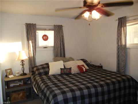 109 Sunset Dr, Baltic, OH 43804 photo 7