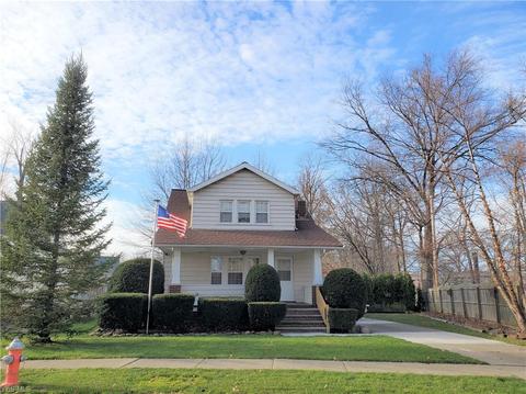 820 E 239th St, Euclid, OH 44123 photo 1