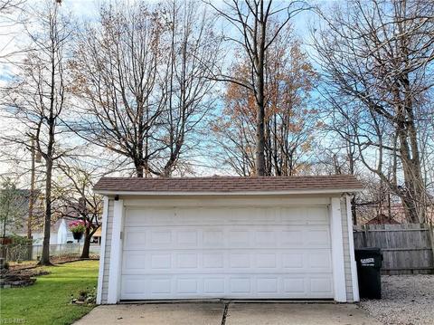 820 E 239th St, Euclid, OH 44123 photo 31