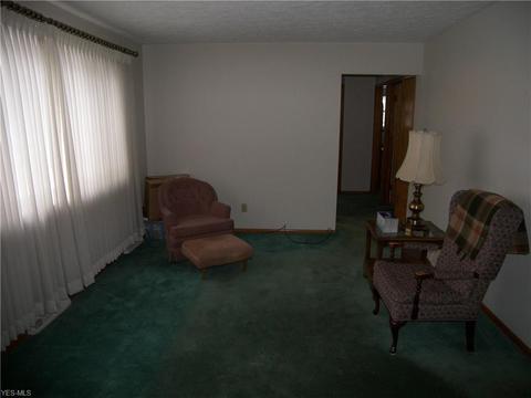 2056 E 37th St, Lorain, OH 44055 photo 6