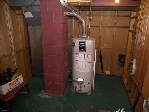 2056 E 37th St, Lorain, OH 44055 photo 29