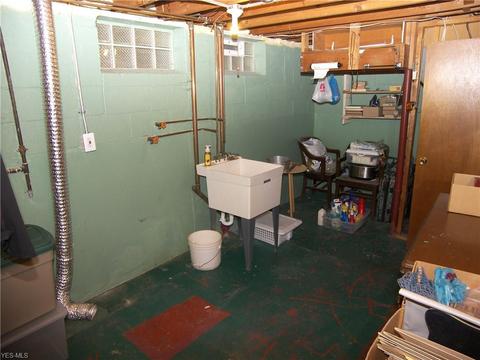 2056 E 37th St, Lorain, OH 44055 photo 26