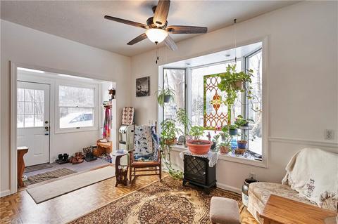656 E Main St, Madison, OH 44057 photo 7