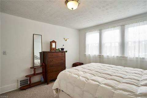 656 E Main St, Madison, OH 44057 photo 28