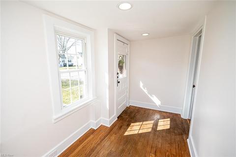 4769 Eldo St, Willoughby, OH 44094 photo 3