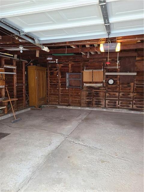 2039 E 37th St, Lorain, OH 44055 photo 17