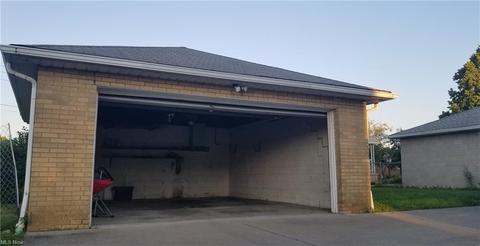 6251 State Rd, Parma, OH 44134 photo 2