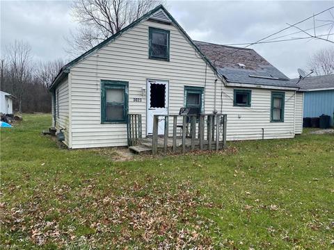 3023 Carpenter Rd, Ashtabula, OH 44004 photo 1