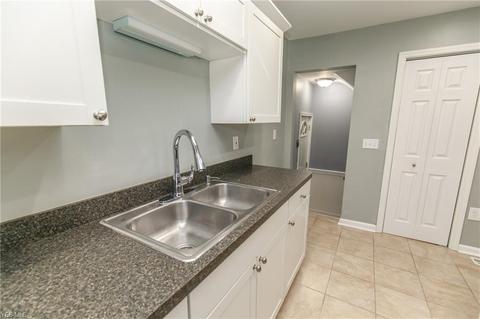 1204 Maple Dr, Lorain, OH 44052 photo 9