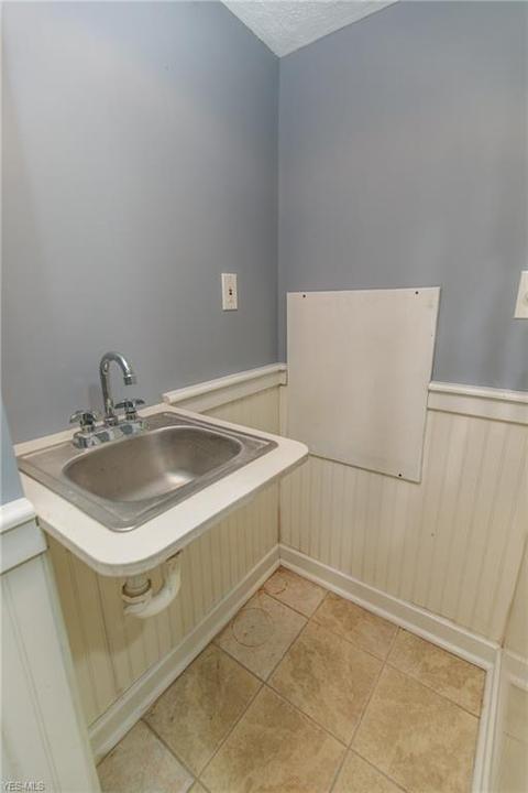 1204 Maple Dr, Lorain, OH 44052 photo 27