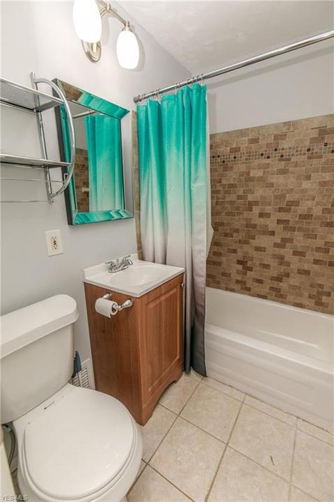 1204 Maple Dr, Lorain, OH 44052 photo 15