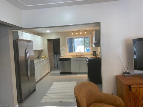 4258 Laurel Rd, Lorain, OH 44055 photo 16