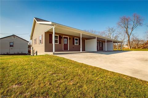 80-84 Pine St, Dover, OH 44622 photo 2