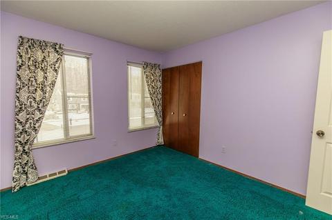 7218 Ames Rd, Parma, OH 44129 photo 26