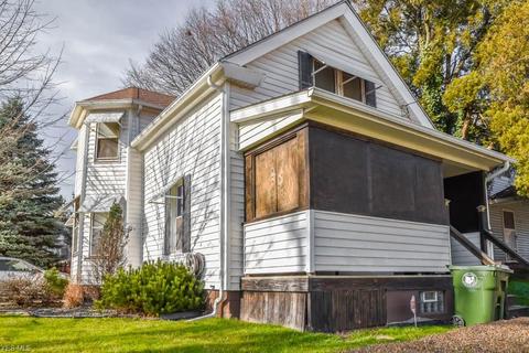 201 Lawn Ave NW, Canton, OH 44708 photo 1