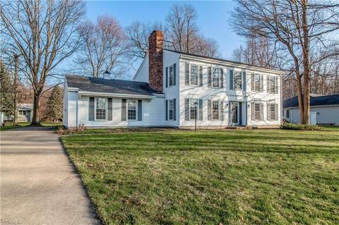 1712 Warrick Dr, Ashtabula, OH 44004 photo 2