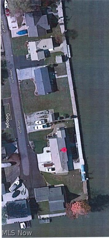 105 Geauga Dr, Huron, OH 44839 photo 4