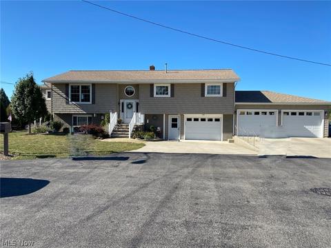 105 Geauga Dr, Huron, OH 44839 photo 2