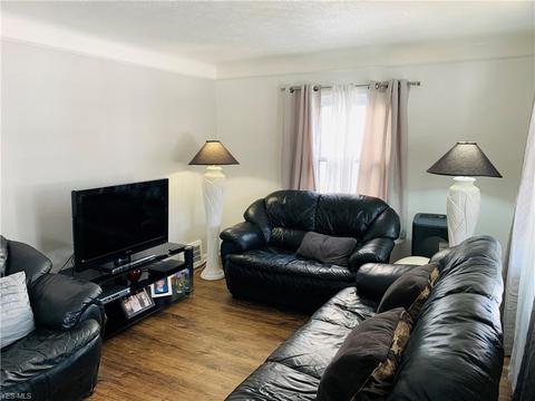5182 Thomas St, Maple Heights, OH 44137 photo 12