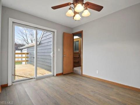 158 Helena Dr, Struthers, OH 44471 photo 5