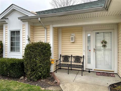 130 Legend Trl, Willowick, OH 44095 photo 1