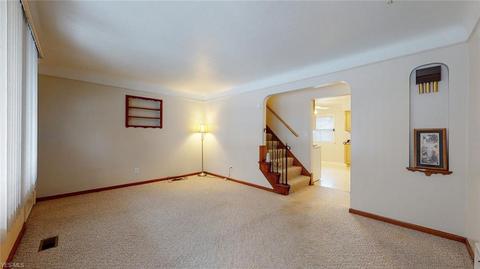 5668 E 141st St, Maple Heights, OH 44137 photo 6
