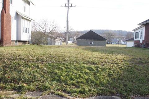 342 Mcclain Ave, Coshocton, OH 43812 photo 3