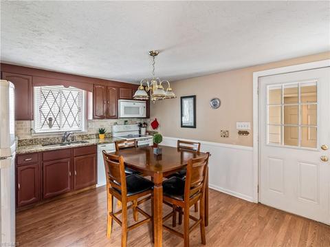 152 Westgate Ave, Wadsworth, OH 44281 photo 9