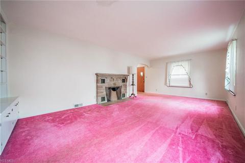 620 Gulf Rd, Elyria, OH 44035 photo 4