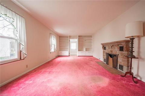 620 Gulf Rd, Elyria, OH 44035 photo 3