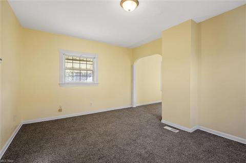 550 7th St, Struthers, OH 44471 photo 8