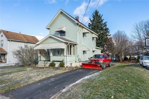 550 7th St, Struthers, OH 44471 photo 2