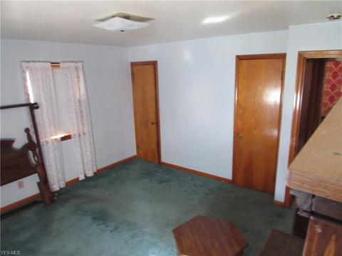 1907 Keystone Rd, Parma, OH 44134 photo 17