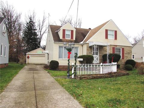 1907 Keystone Rd, Parma, OH 44134 photo 1