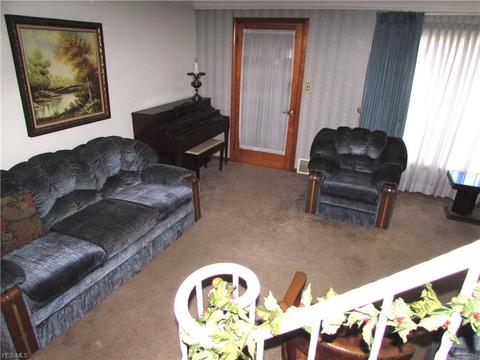 1907 Keystone Rd, Parma, OH 44134 photo 12