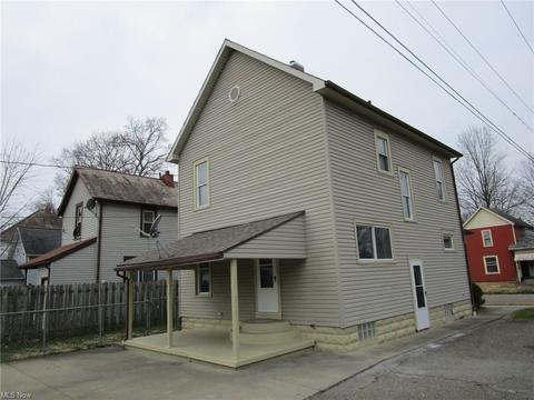 434 E 7th St, Dover, OH 44622 photo 2
