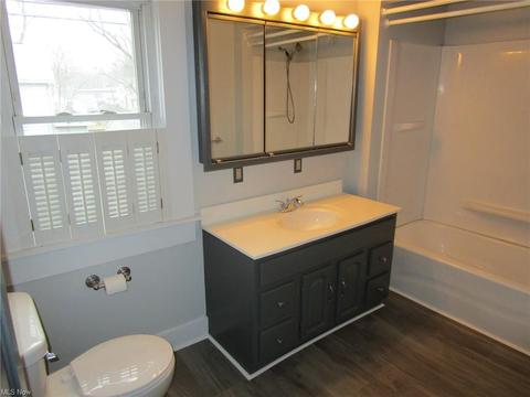 434 E 7th St, Dover, OH 44622 photo 15