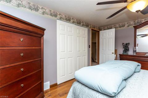9602 Munich Dr, Parma, OH 44130 photo 14