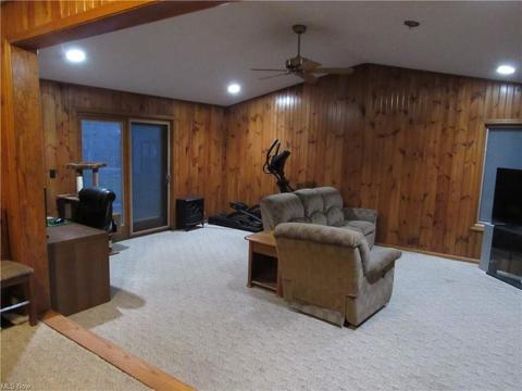 6174 Maplewood Rd, Mentor, OH 44060 photo 3