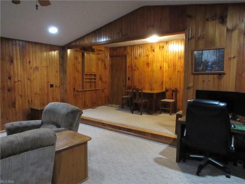 6174 Maplewood Rd, Mentor, OH 44060 photo 4